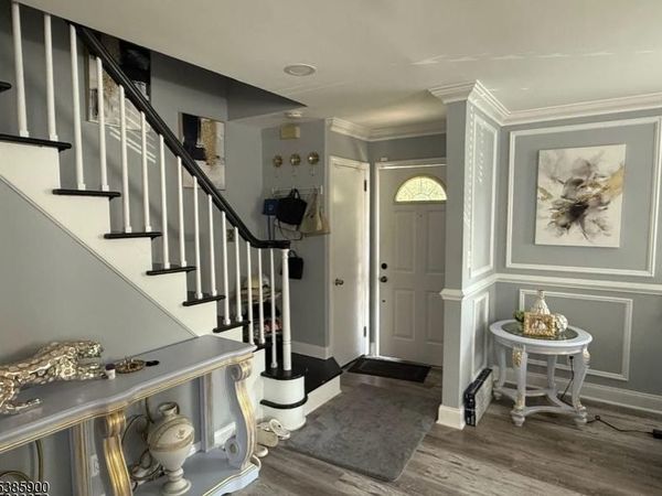 752 W Lake Ave, Rahway, NJ 07065