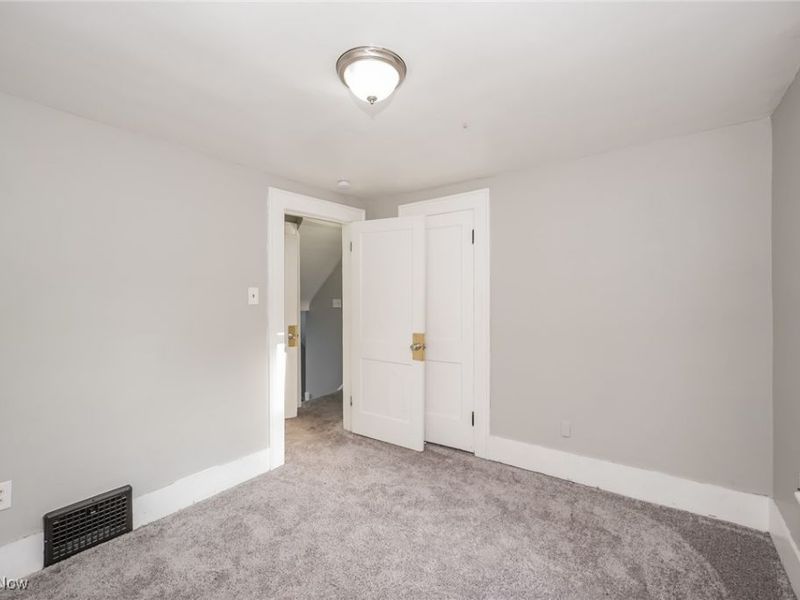 788 Saxon Avenue, Akron, OH 44314 Photo 15