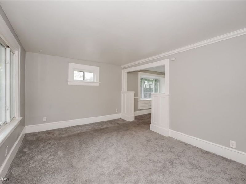 788 Saxon Avenue, Akron, OH 44314 Photo 2