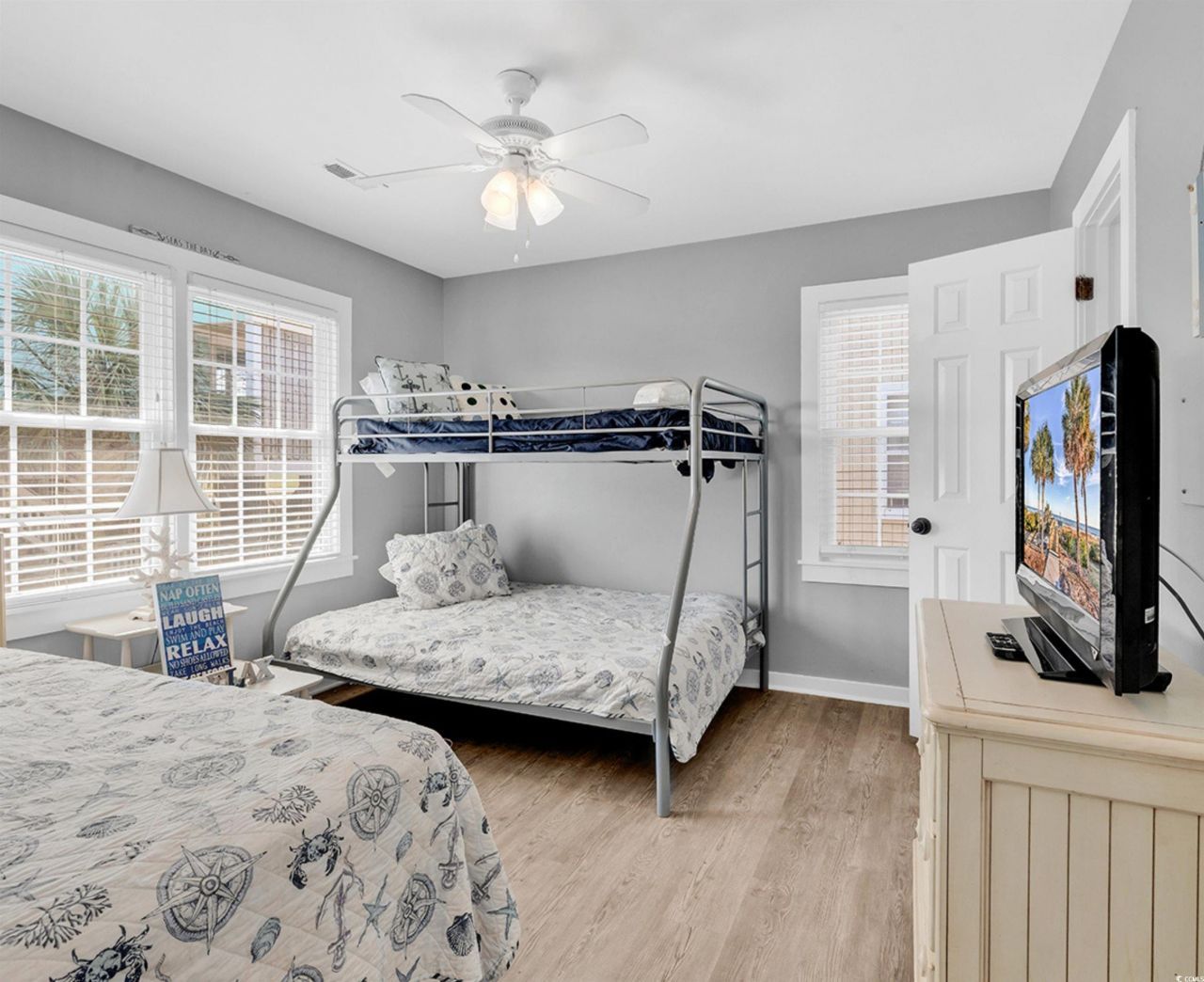 125 Easy St. Photo 19