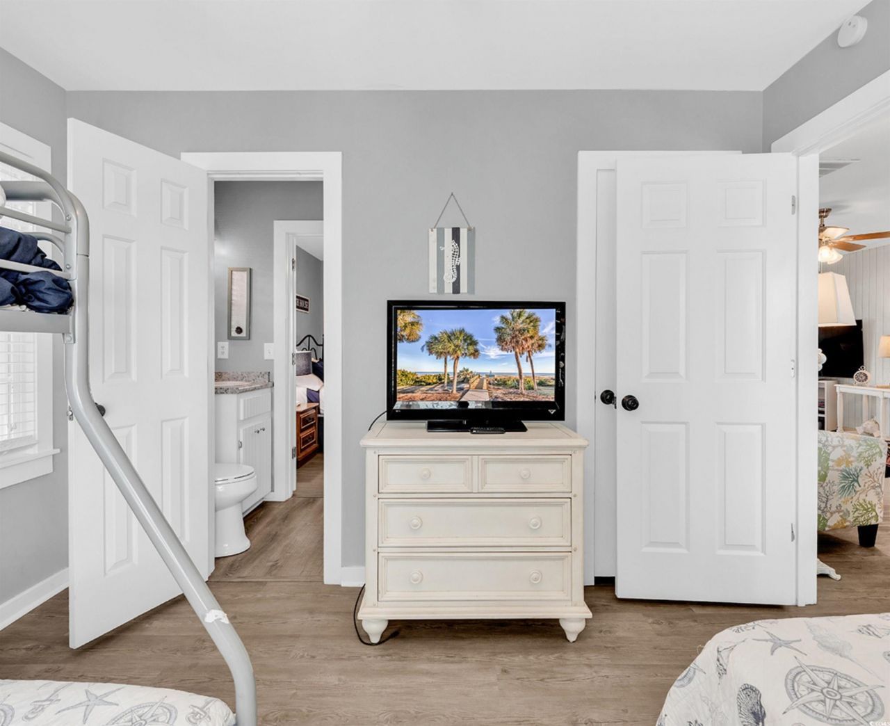 125 Easy St. Photo 20