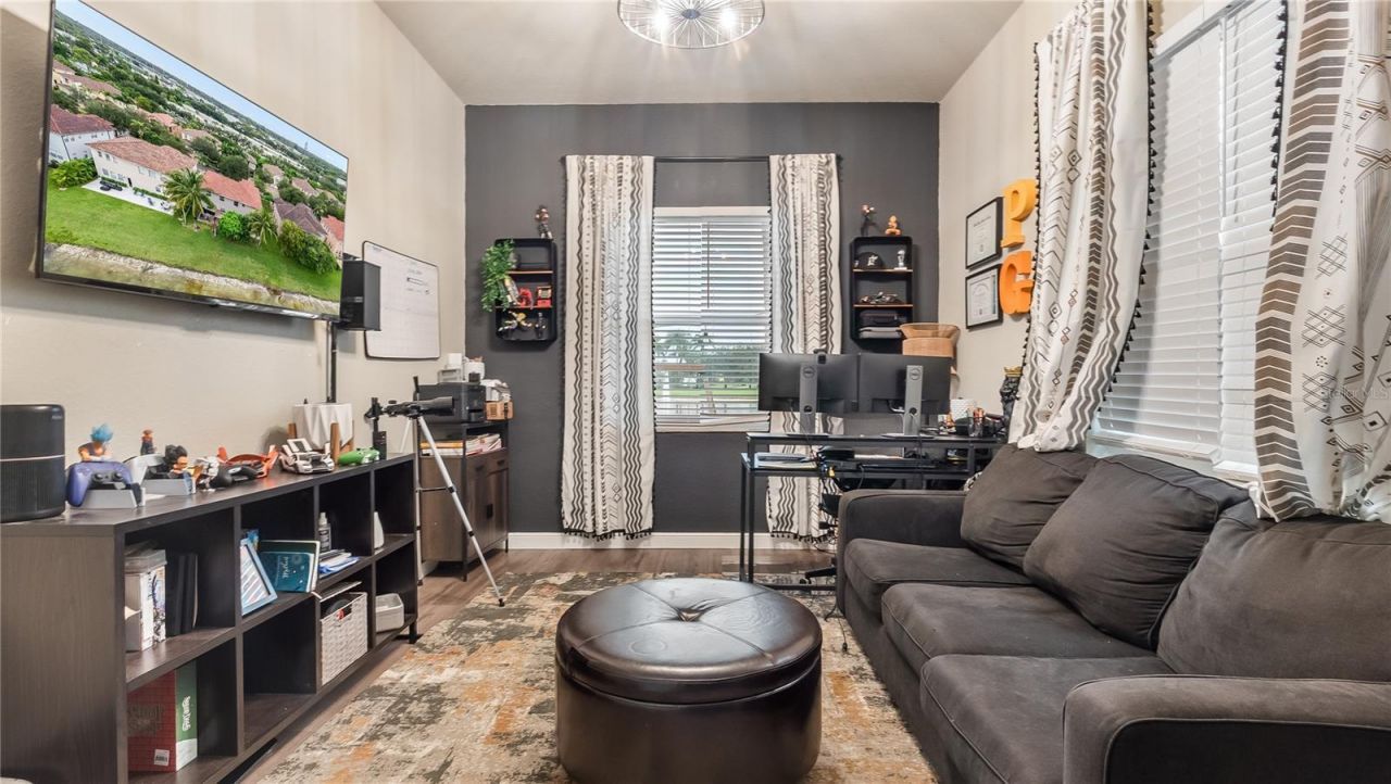 556 Cresta Circle, West Palm Beach, FL 33413 Photo