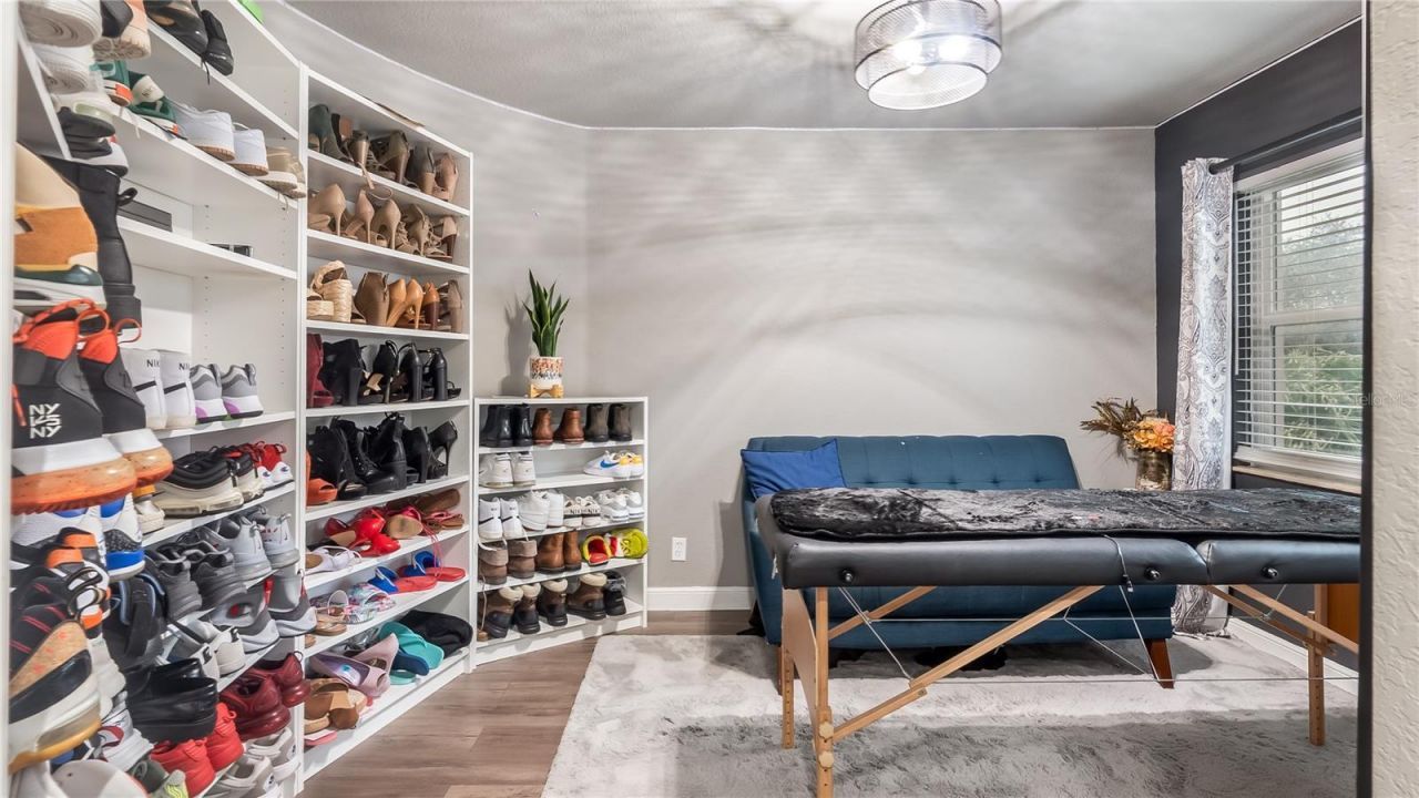 556 Cresta Circle, West Palm Beach, FL 33413 Photo