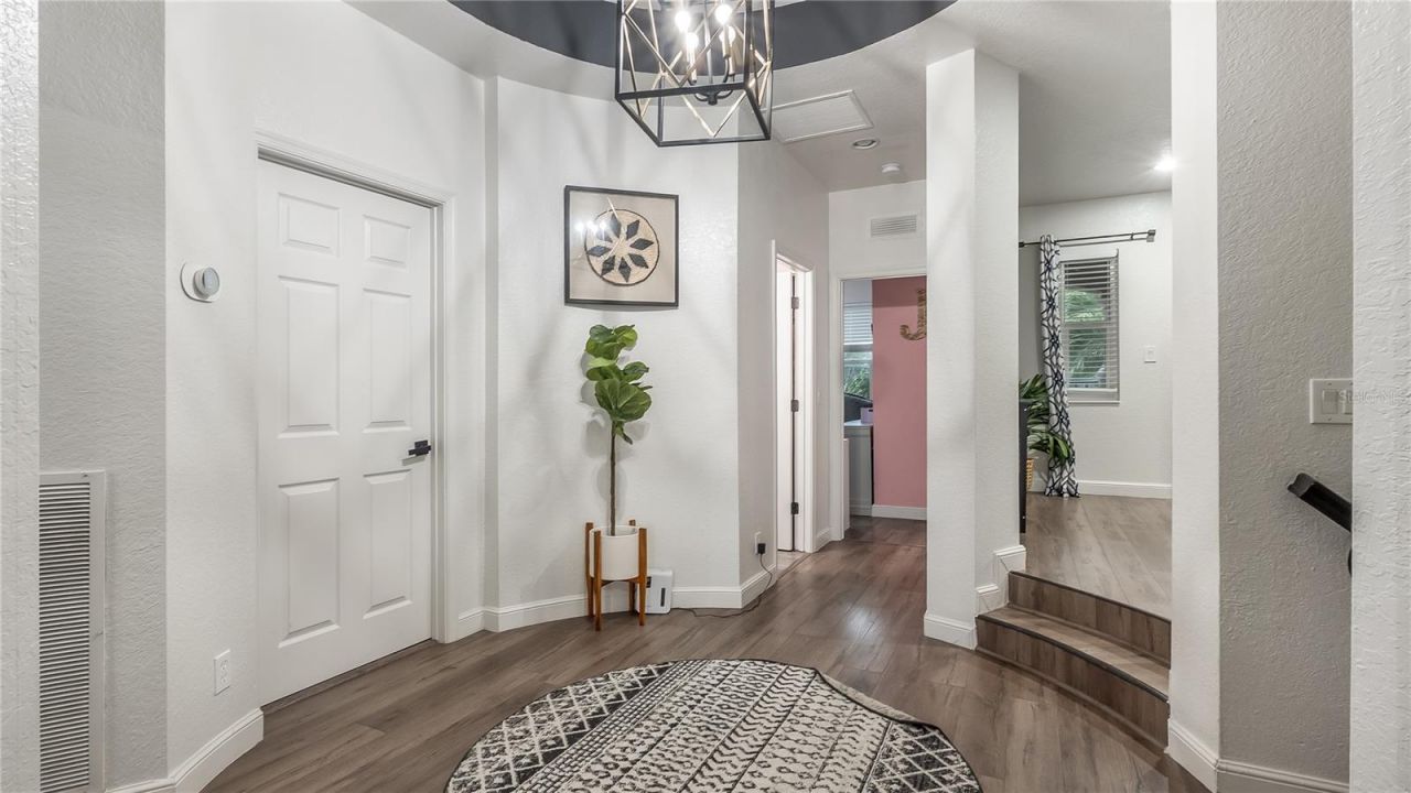 556 Cresta Circle, West Palm Beach, FL 33413 Photo