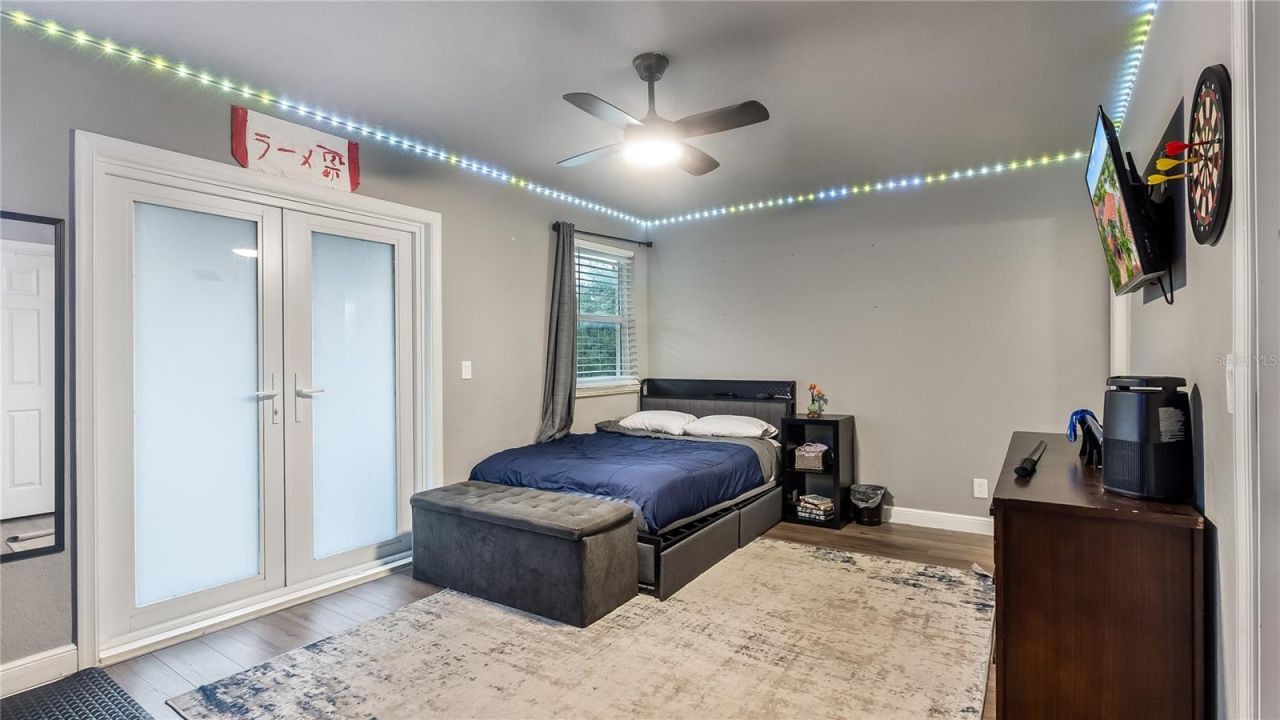 556 Cresta Circle, West Palm Beach, FL 33413 Photo