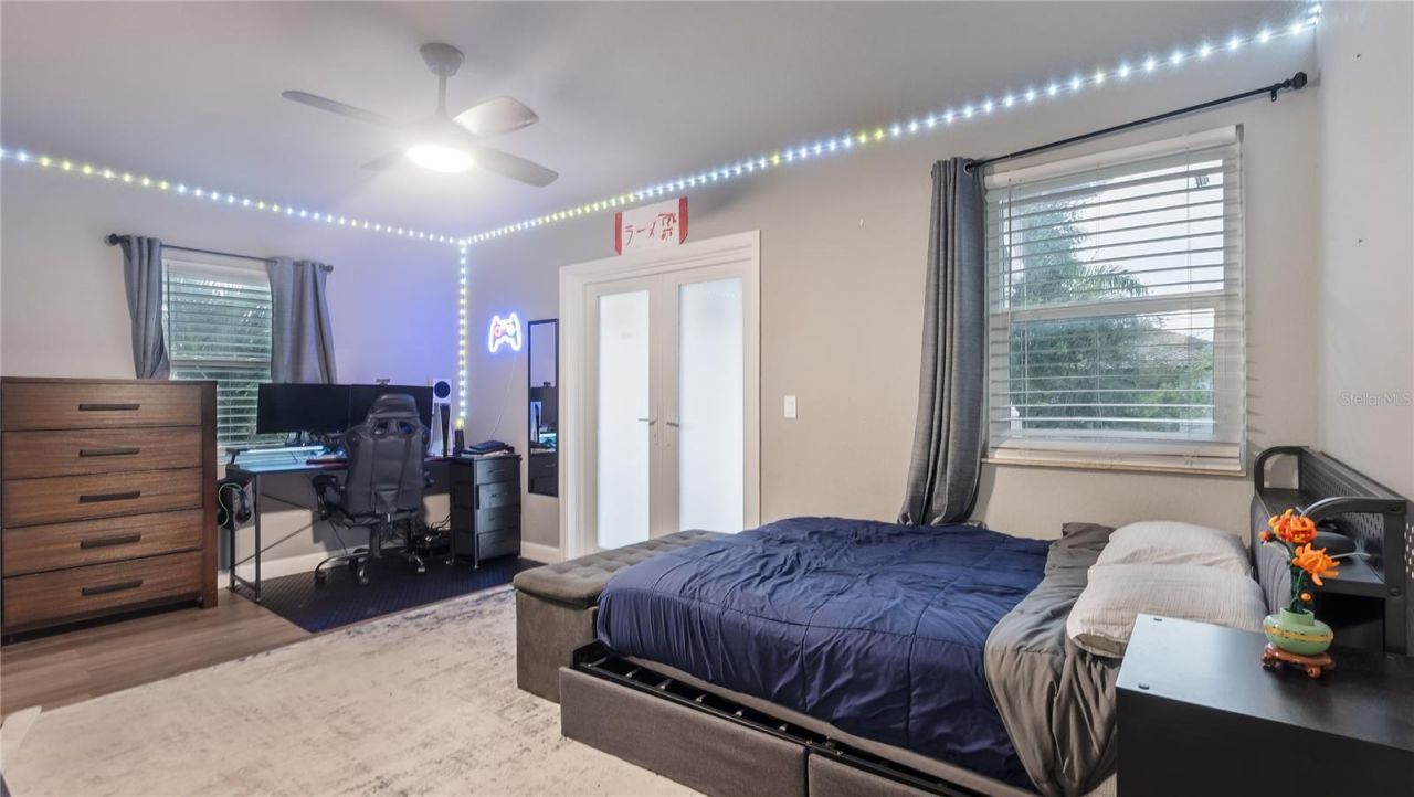 556 Cresta Circle, West Palm Beach, FL 33413 Photo