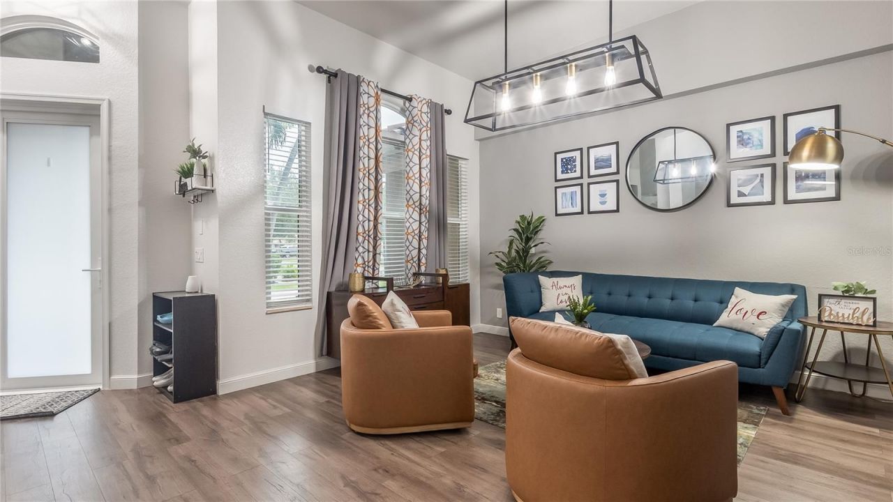 556 Cresta Circle, West Palm Beach, FL 33413 Photo