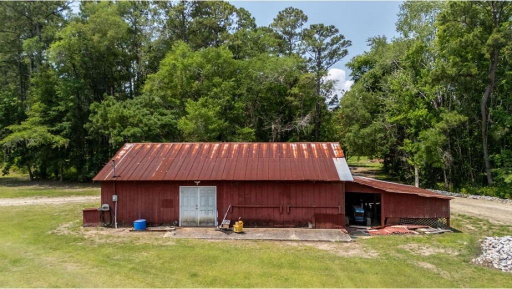 951 Herriott Farms Drive Photo 15