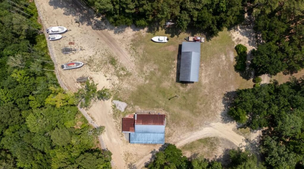 951 Herriott Farms Drive Photo 20