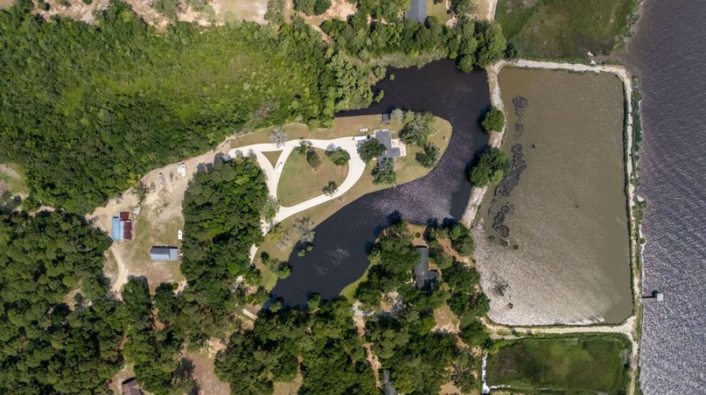 951 Herriott Farms Drive Photo 22