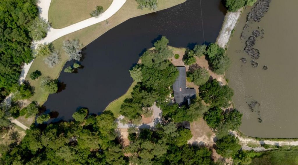 951 Herriott Farms Drive Photo 8