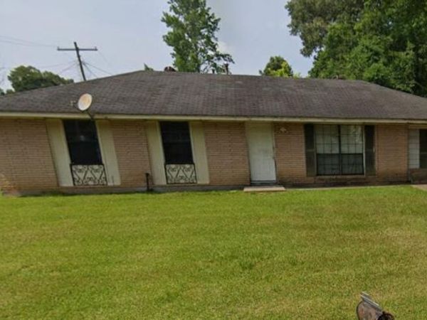 20 Myrtle Drive, Natchez, MS 39120
