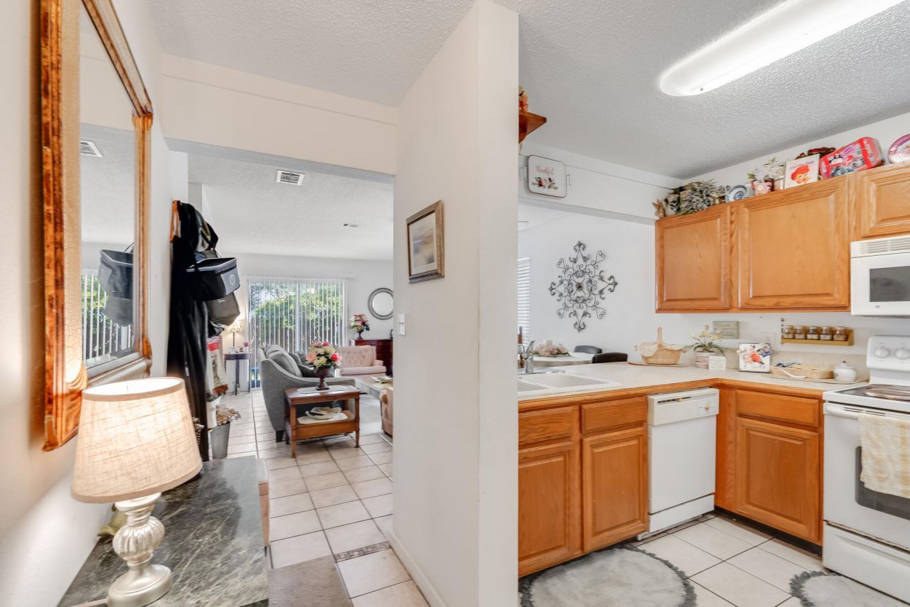 375 Bluefish Drive, Unit 104, Fort Walton Beach, FL 32548 Main Photo