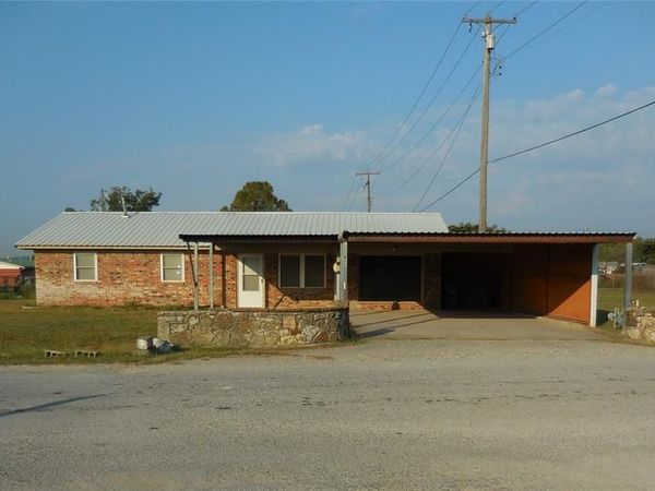 411 S A Street, Davis, OK 73030