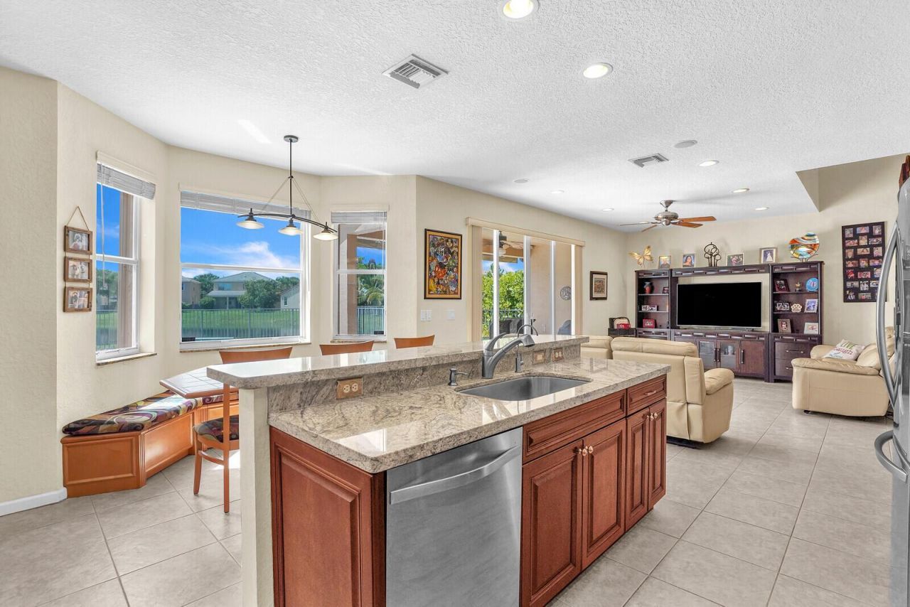 2655 Sawyer Terrace, Wellington, FL 33414 Photo