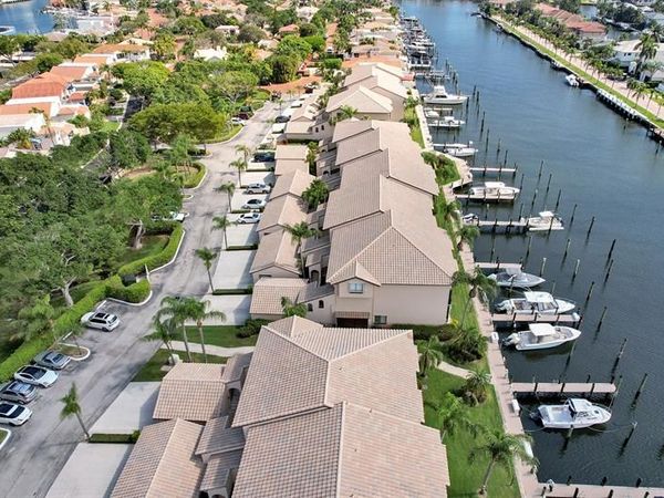 240 Captains Walk, Unit 510, Delray Beach, FL 33483