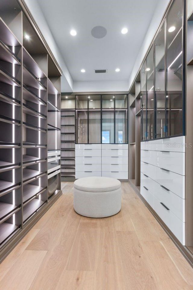 445 129th Avenue E, Madeira Beach, FL 33708 Photo