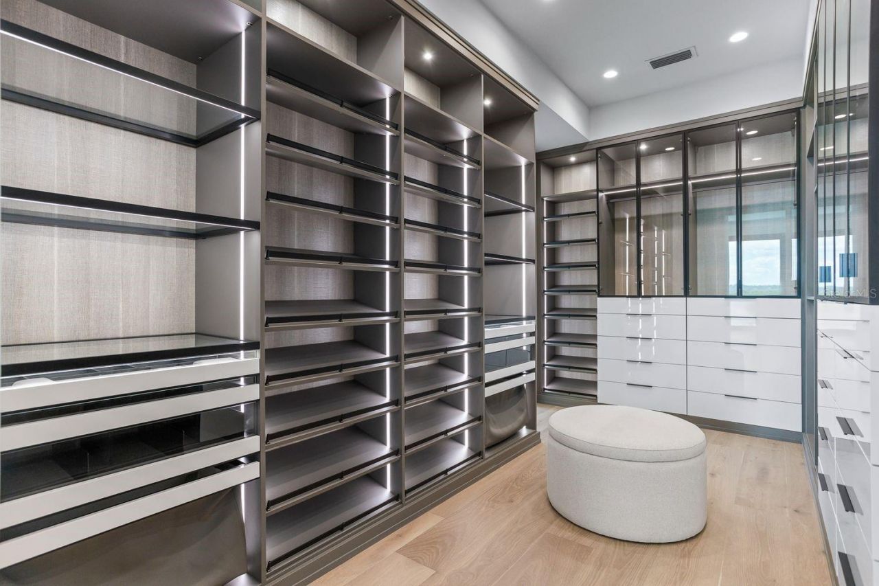 445 129th Avenue E, Madeira Beach, FL 33708 Photo