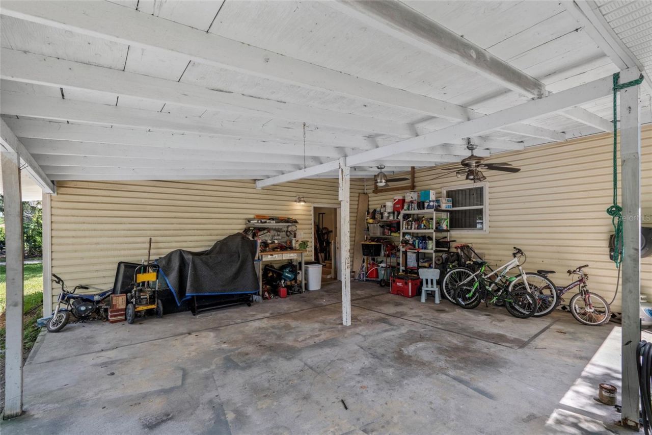 Na, Lutz, FL 33558 Photo