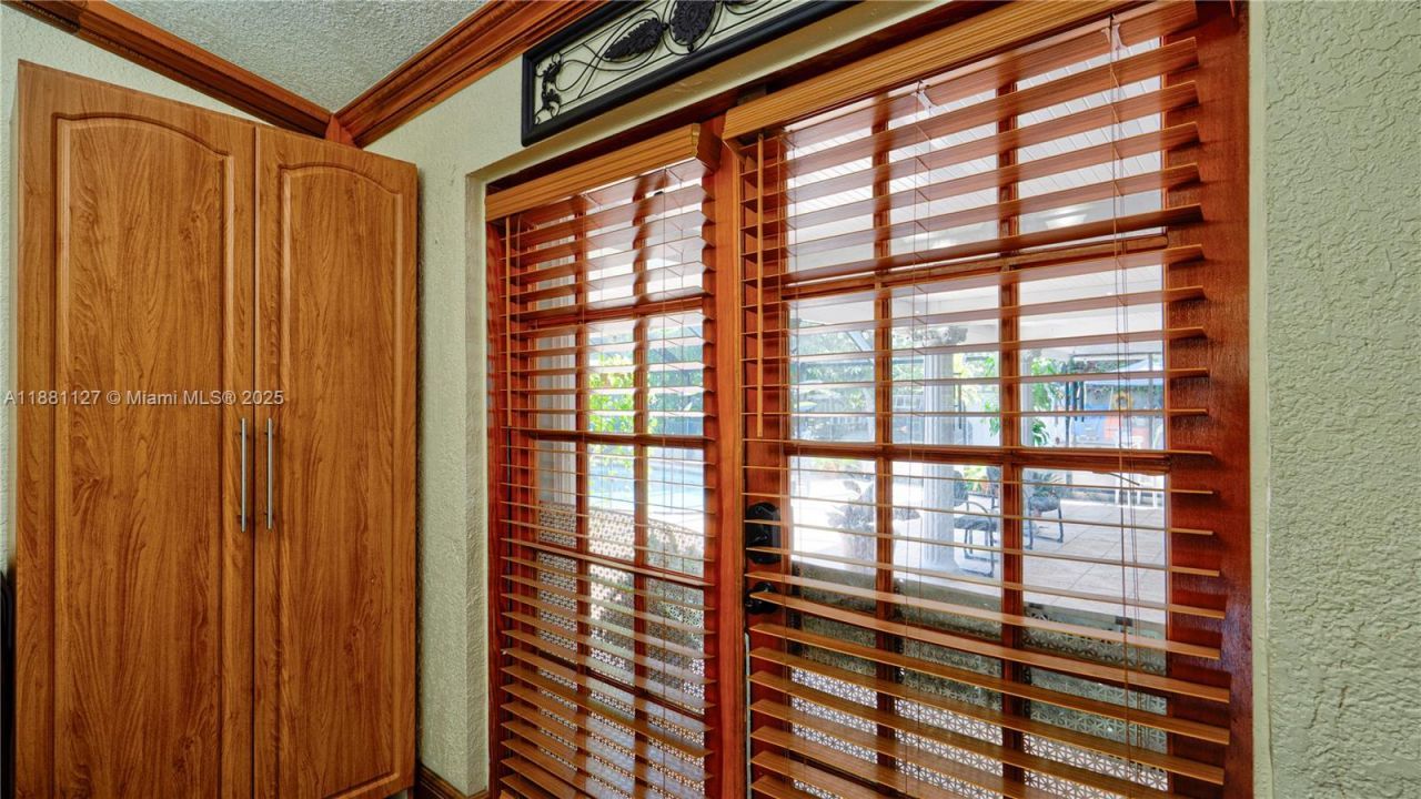 18501 SW 130th Ave, Miami, FL 33177 Photo