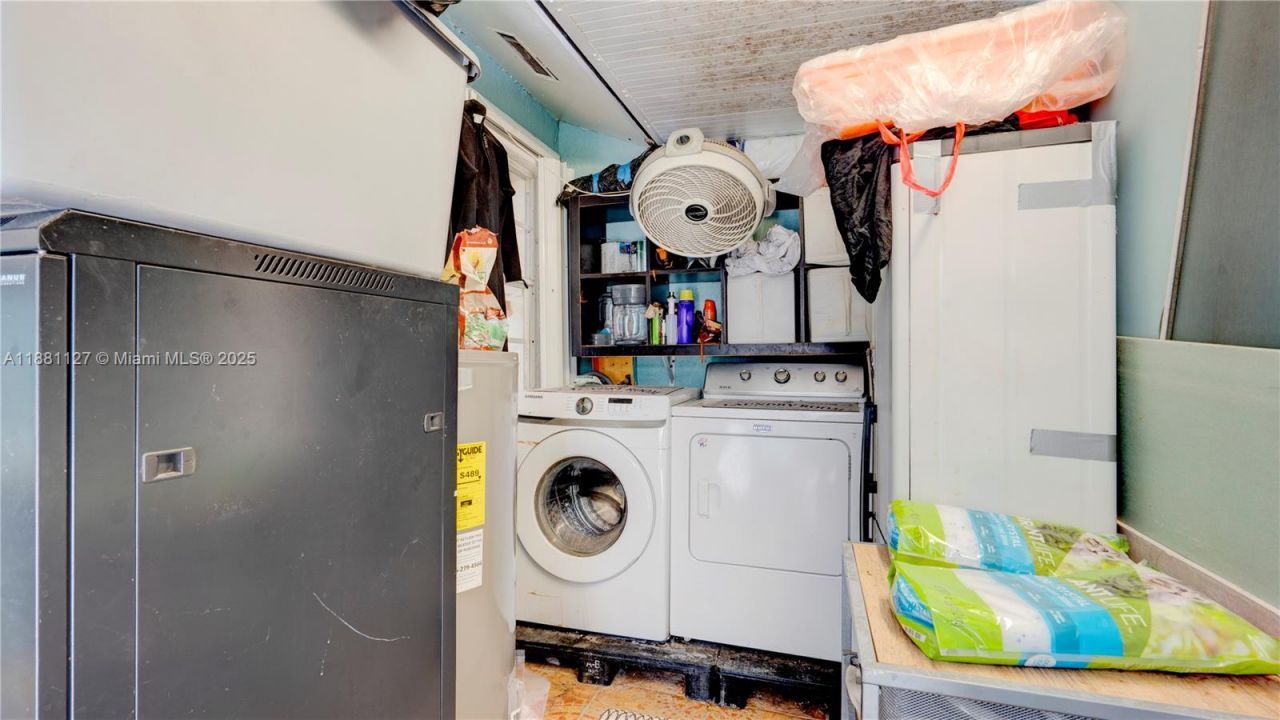 18501 SW 130th Ave, Miami, FL 33177 Photo