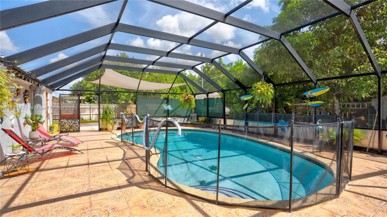 18501 SW 130th Ave, Miami, FL 33177 Photo