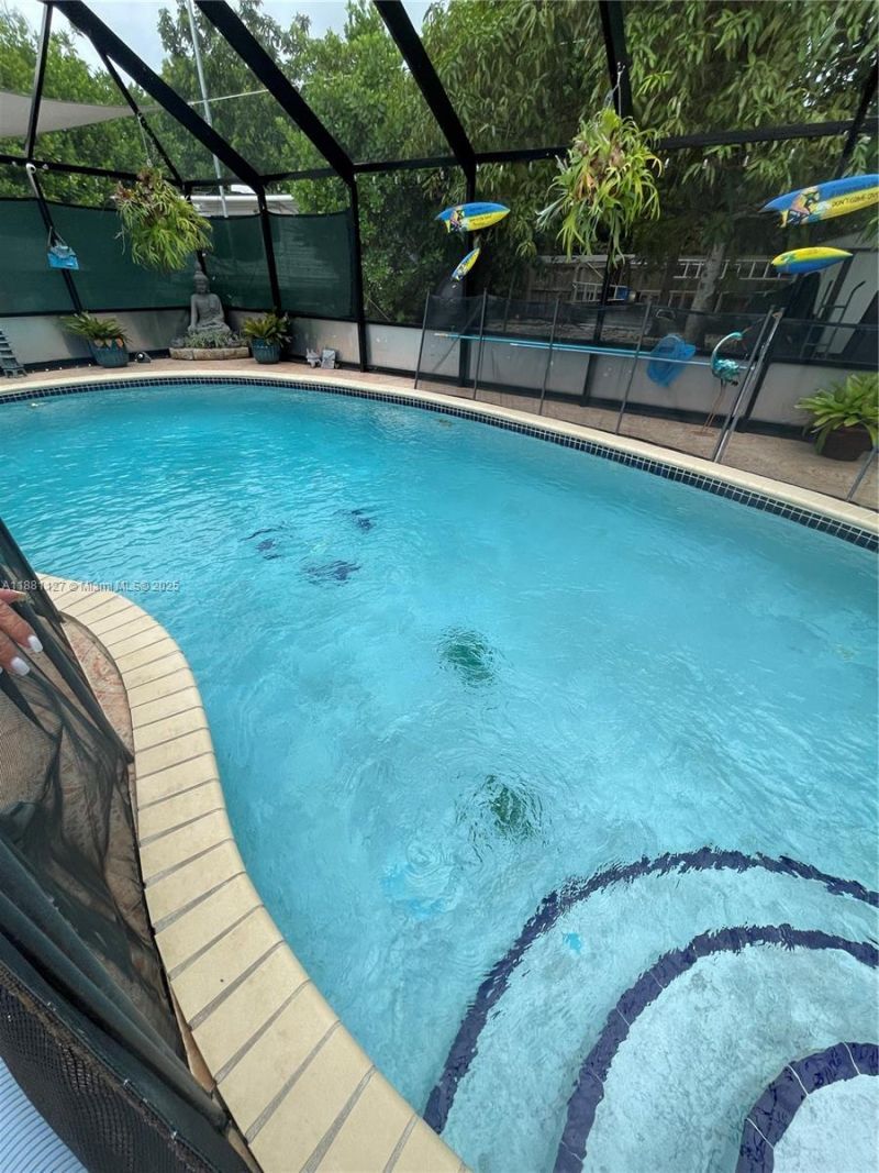 18501 SW 130th Ave, Miami, FL 33177 Photo