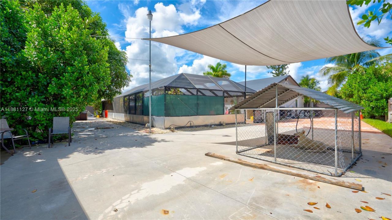 18501 SW 130th Ave, Miami, FL 33177 Photo