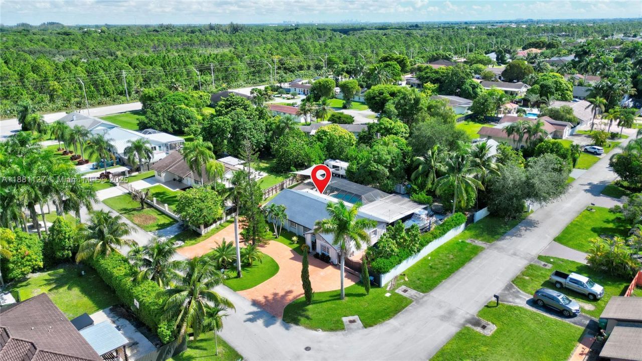18501 SW 130th Ave, Miami, FL 33177 Photo