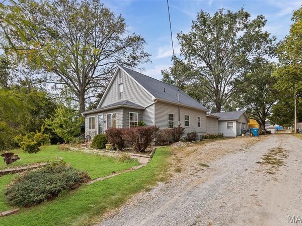 204 E Kavanaugh Street, Pocahontas, IL 62275