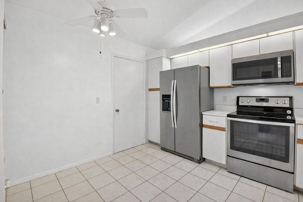 5477 Atlantic Palm Court, Unit B, Boynton Beach, FL 33437 Photo