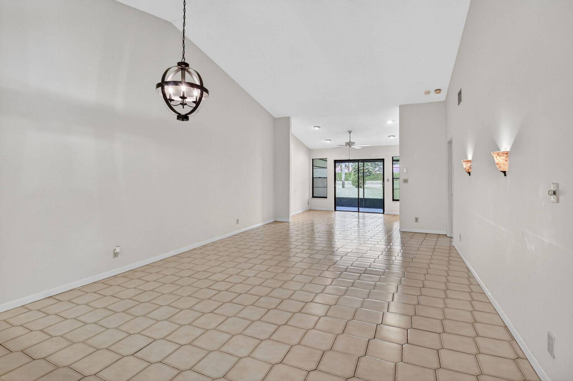 5477 Atlantic Palm Court, Unit B, Boynton Beach, FL 33437 Photo