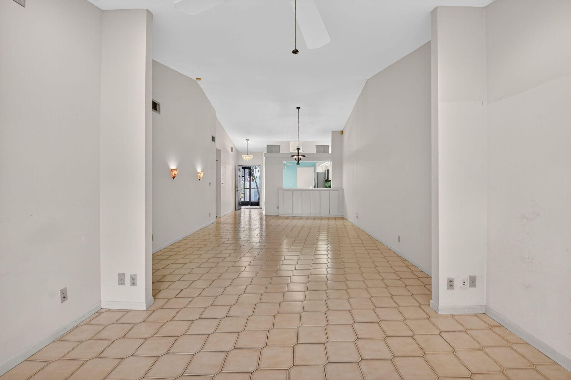 5477 Atlantic Palm Court, Unit B, Boynton Beach, FL 33437 Photo