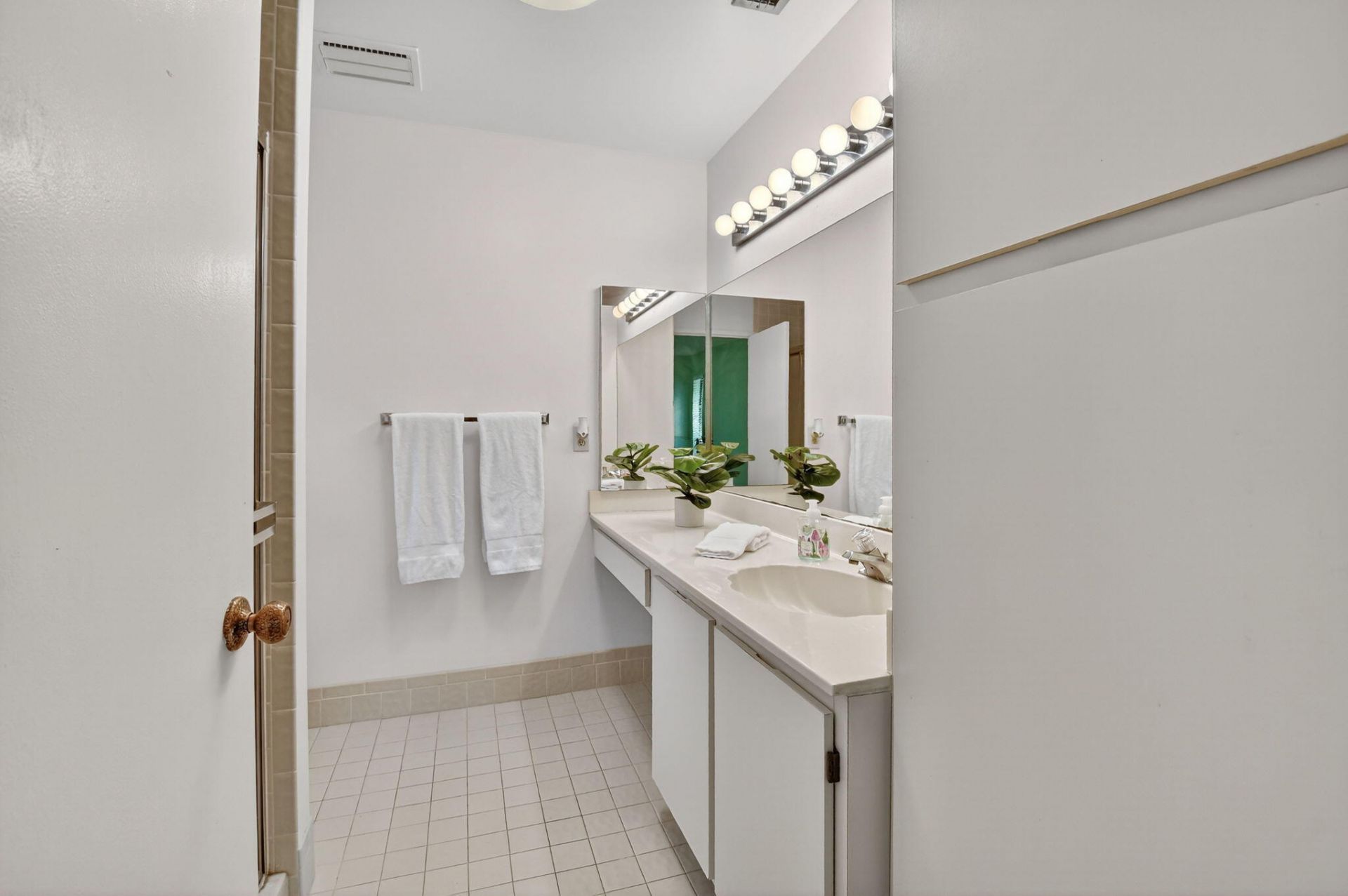5477 Atlantic Palm Court, Unit B, Boynton Beach, FL 33437 Photo