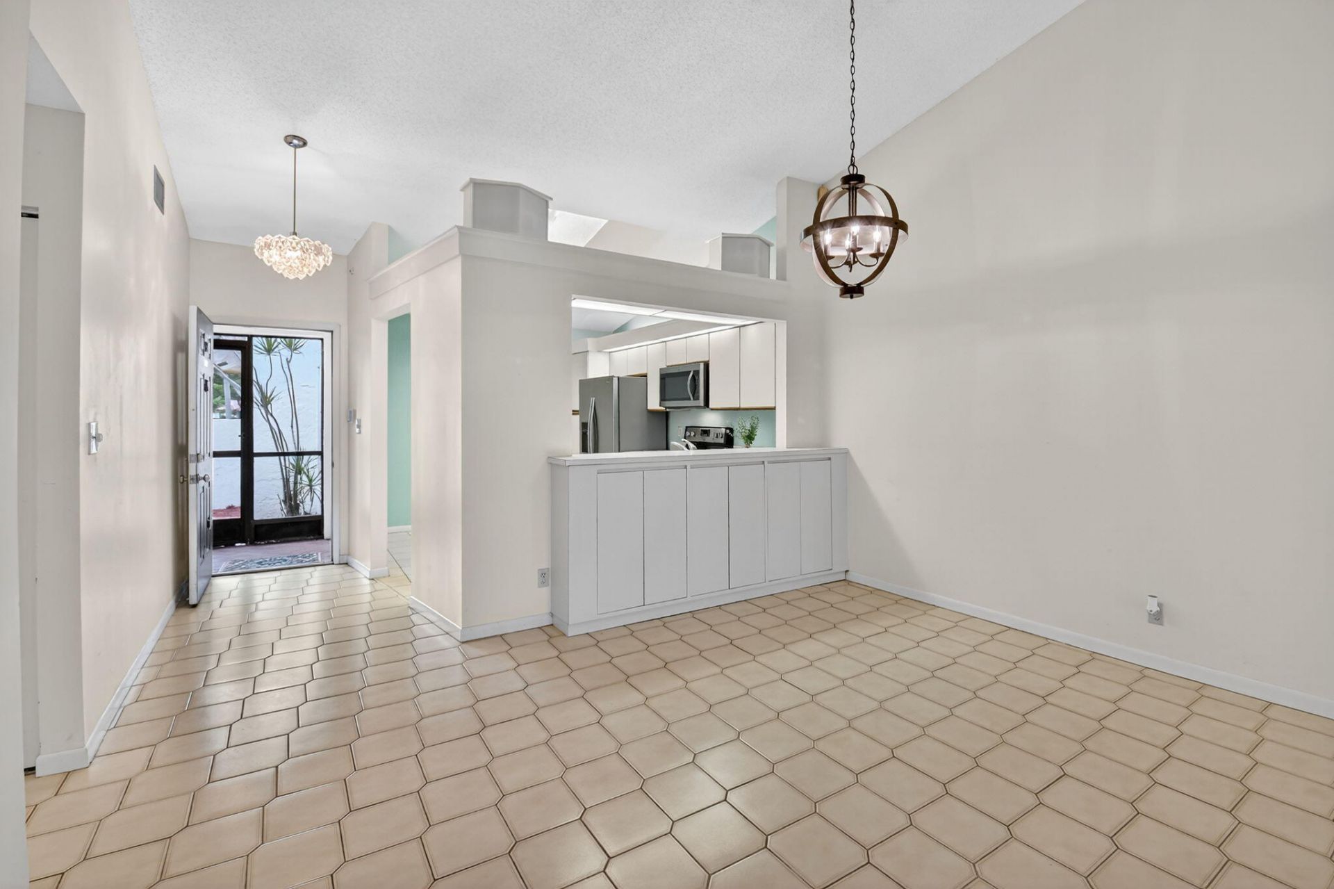 5477 Atlantic Palm Court, Unit B, Boynton Beach, FL 33437 Photo