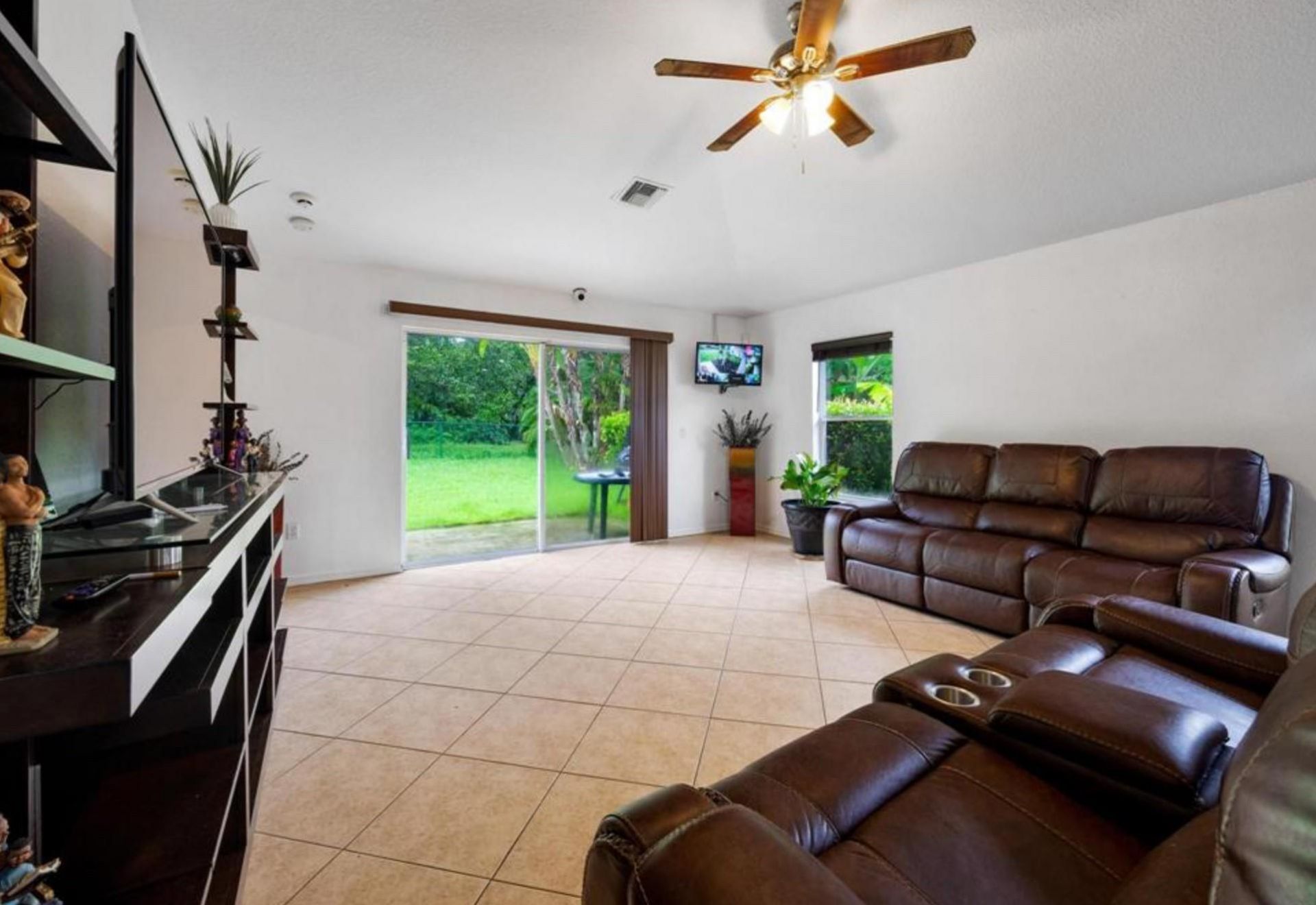 296 SW Panther Trce, Port Saint Lucie, FL 34953 Photo