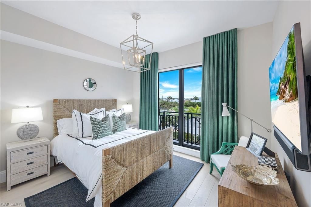 1135 3rd Ave S, Unit 319, Naples, FL 34102 Photo