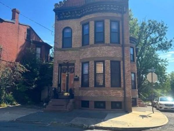 178 BRUNSWICK AVENUE, TRENTON, NJ 08618