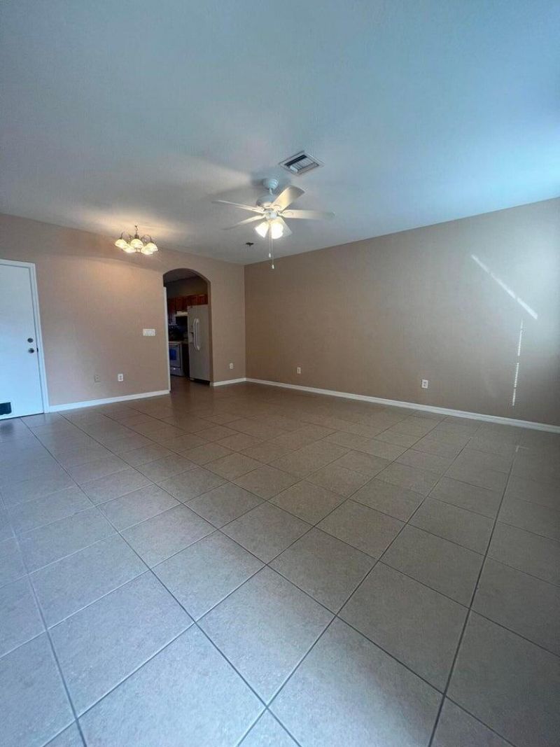 2078 SE Glen Ridge Drive, Port Saint Lucie, FL 34952 Photo