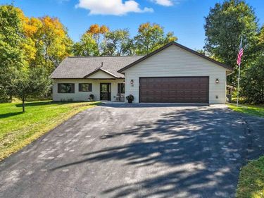 12 Deblock Drive, Crosby, MN 56441