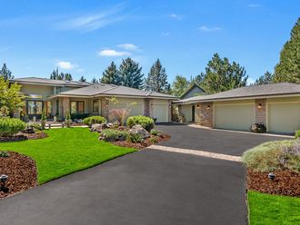 6822 Thunderbird Court Redmond, OR 97756