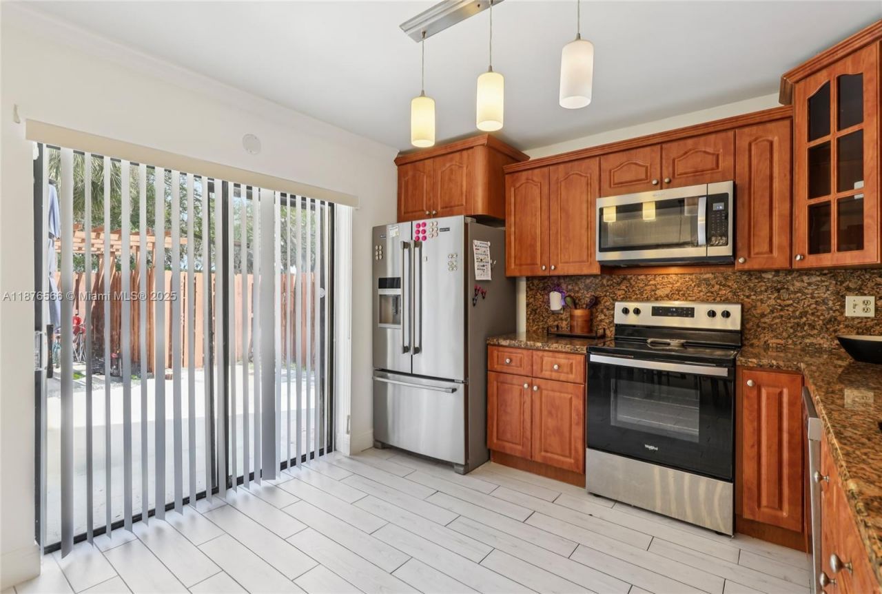 751 SW 120th Way, Davie, FL 33325 Photo