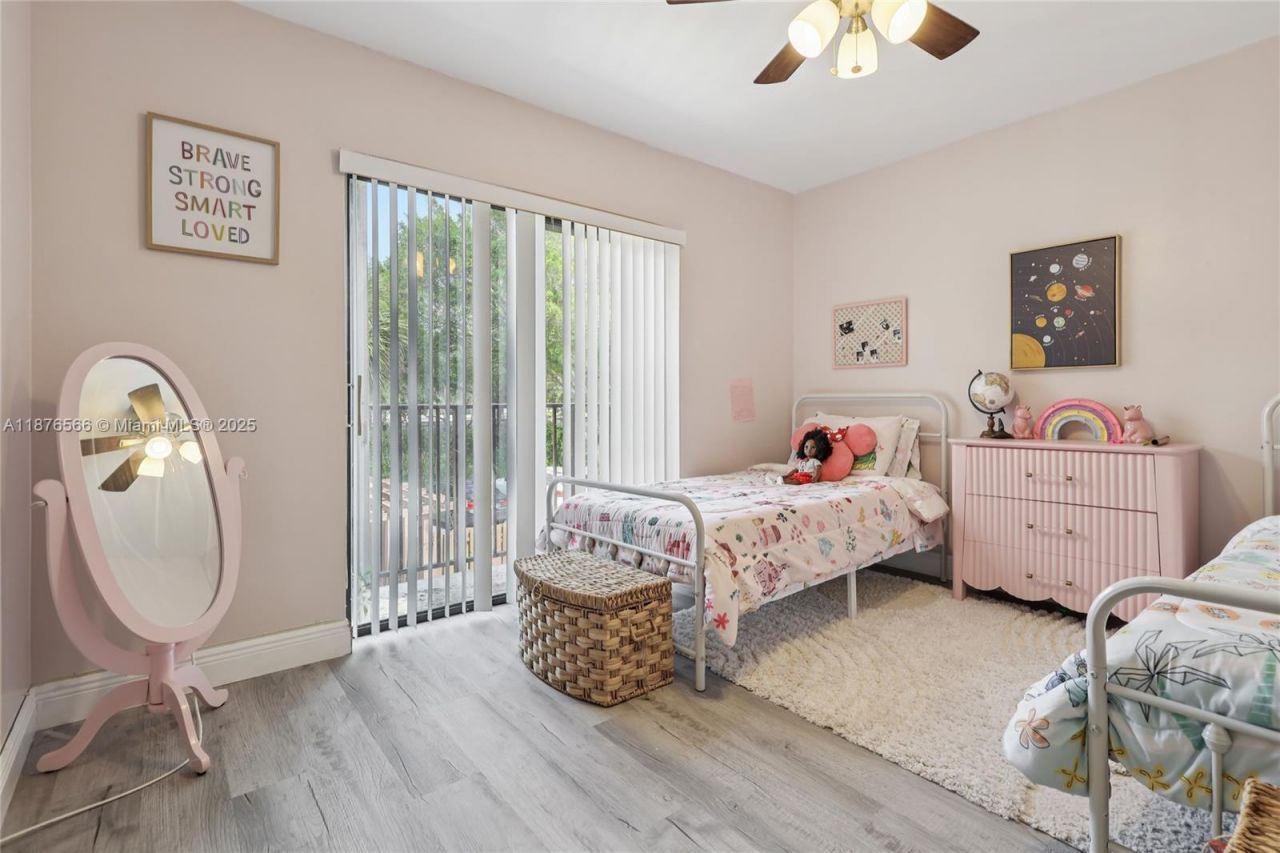 751 SW 120th Way, Davie, FL 33325 Photo