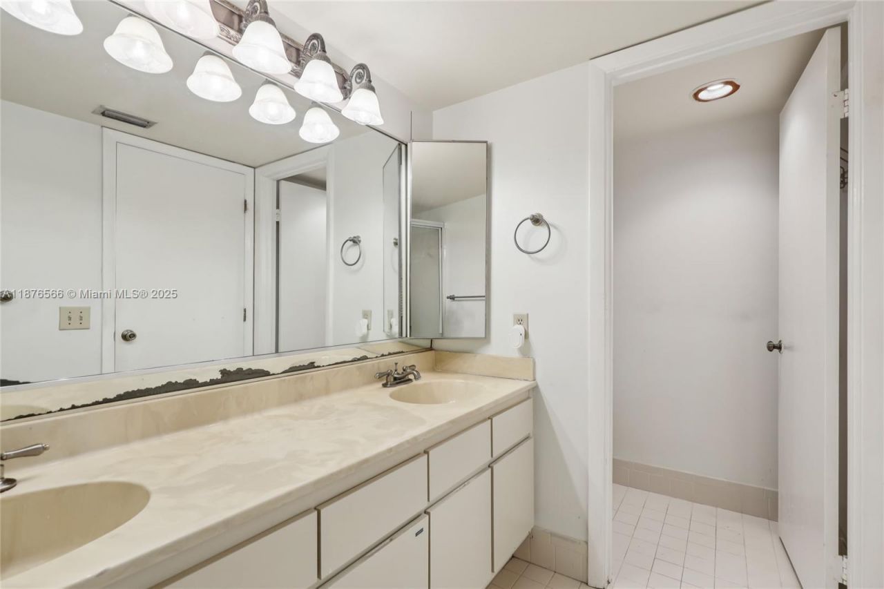 751 SW 120th Way, Davie, FL 33325 Photo