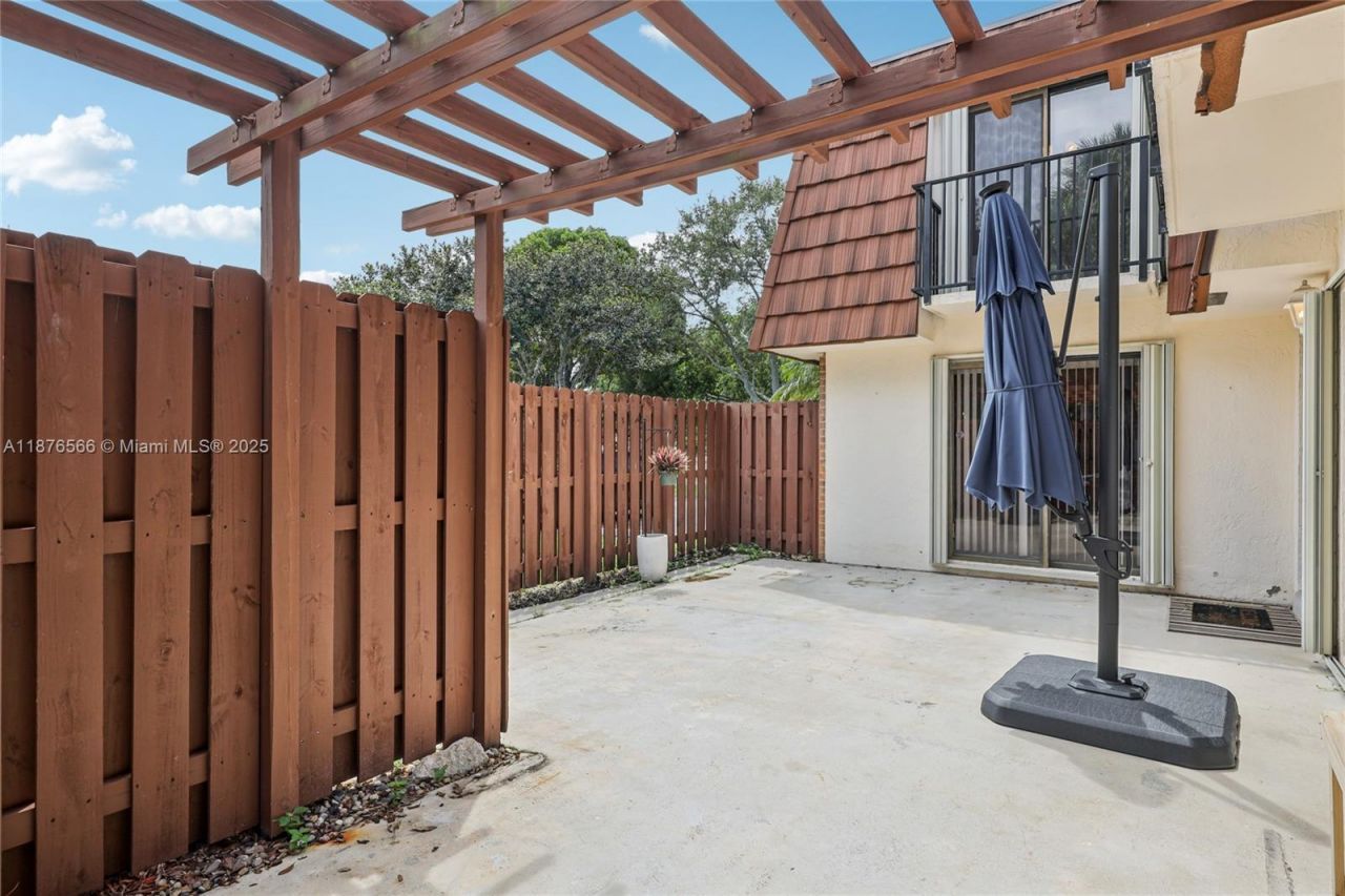 751 SW 120th Way, Davie, FL 33325 Photo