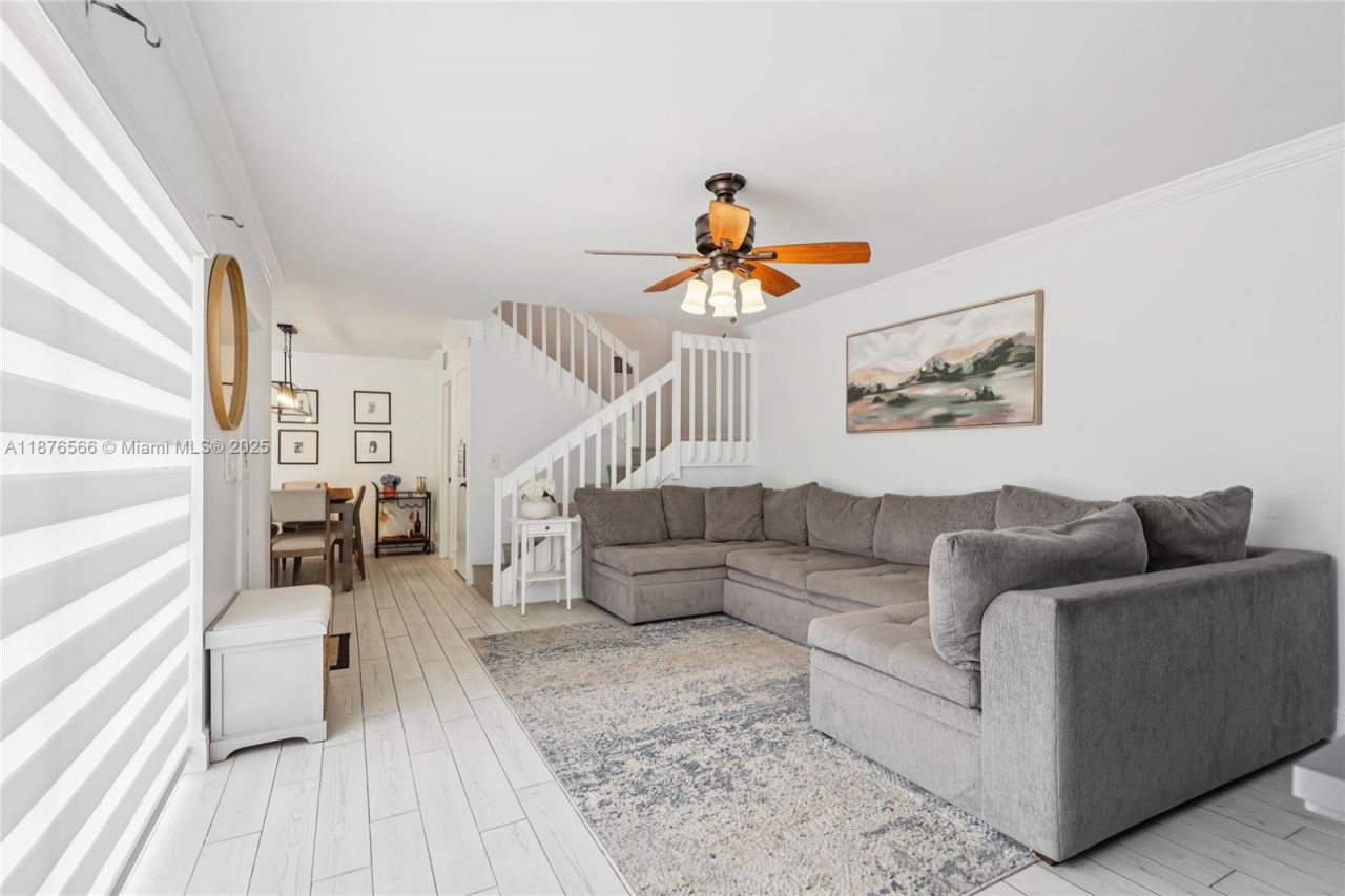 751 SW 120th Way, Davie, FL 33325 Photo