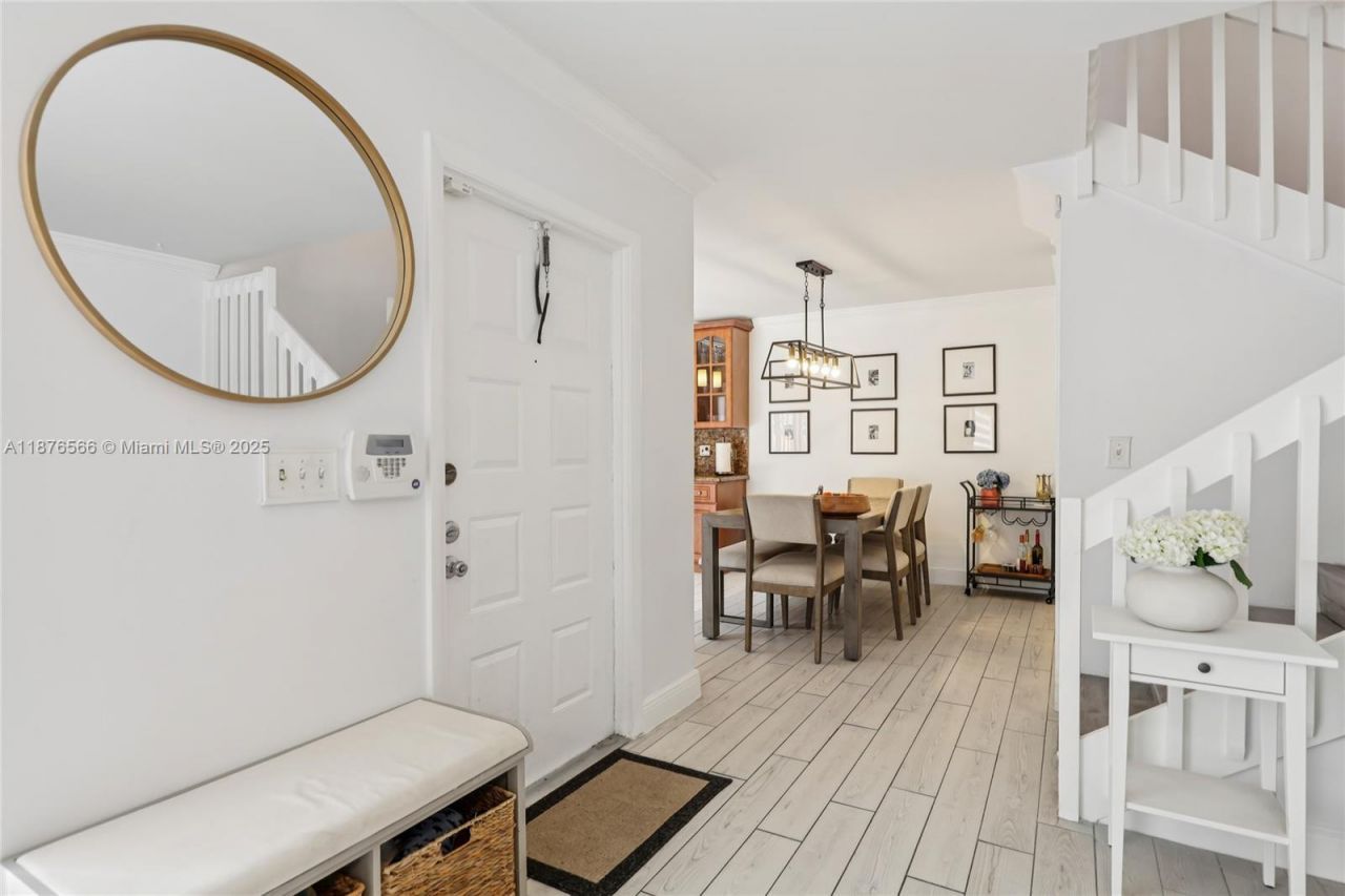 751 SW 120th Way, Davie, FL 33325 Photo