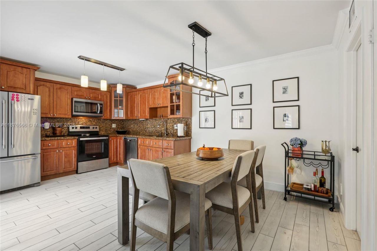 751 SW 120th Way, Davie, FL 33325 Photo