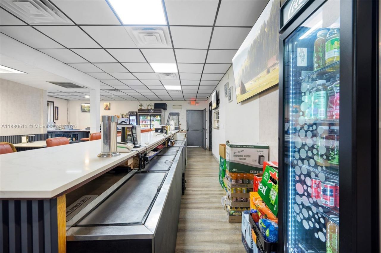 5405 NW 82nd Ave, Doral, FL 33166 Photo