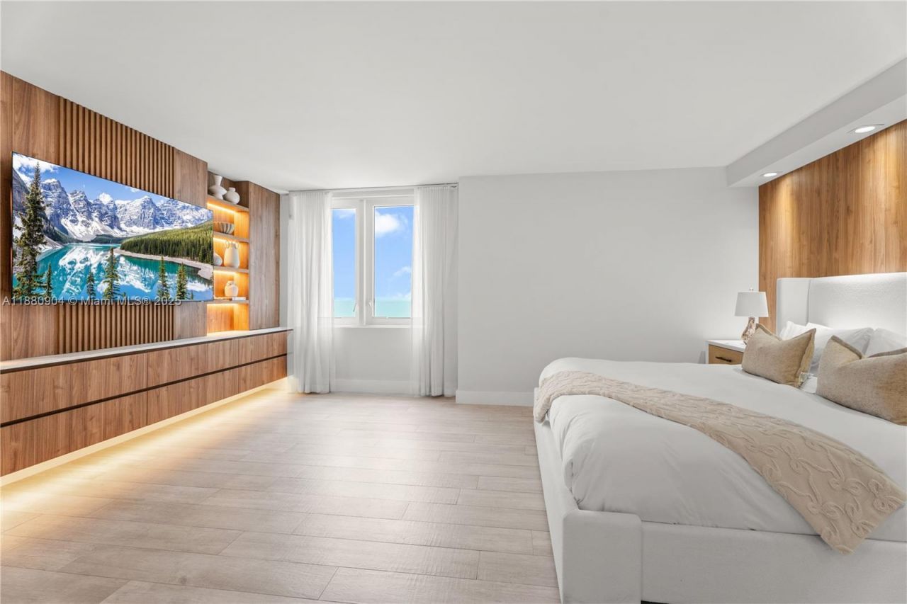 2301 Collins Ave, Unit 1523-24, Miami Beach, FL 33139 Photo